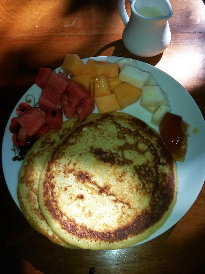 B&B, Family Run Homestay, Hospedaje La Penita Altagracia エクステリア 写真